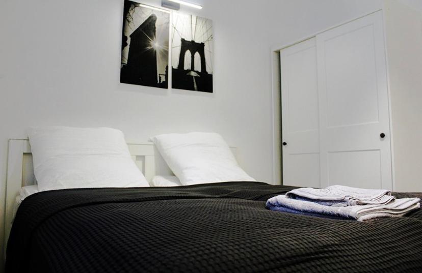 Elegant Apartment In The Center Of 소피아 외부 사진